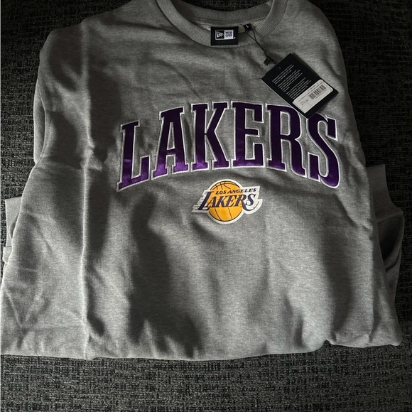 LAKERS New Era Crewneck - Picture 1 of 2